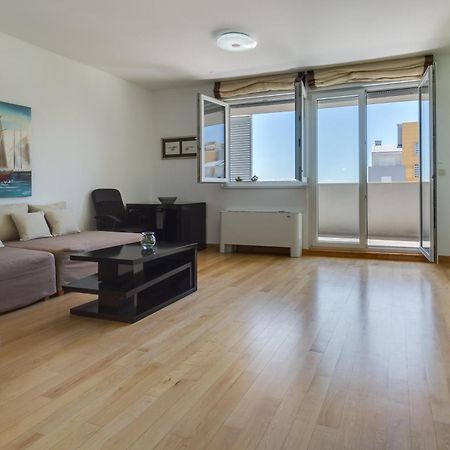 Apartment Pavic - Private Parking Zadar Buitenkant foto