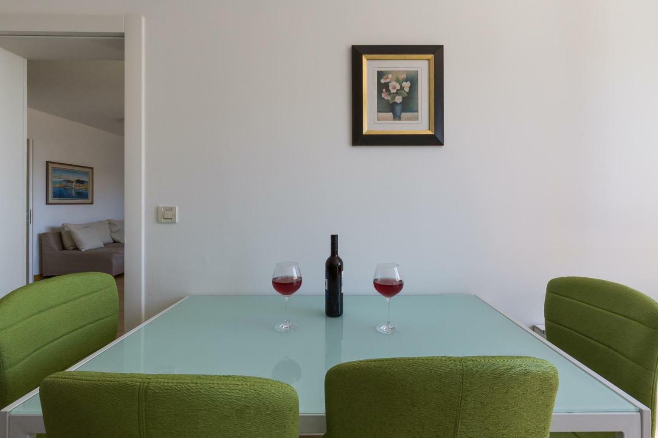Apartment Pavic - Private Parking Zadar Buitenkant foto