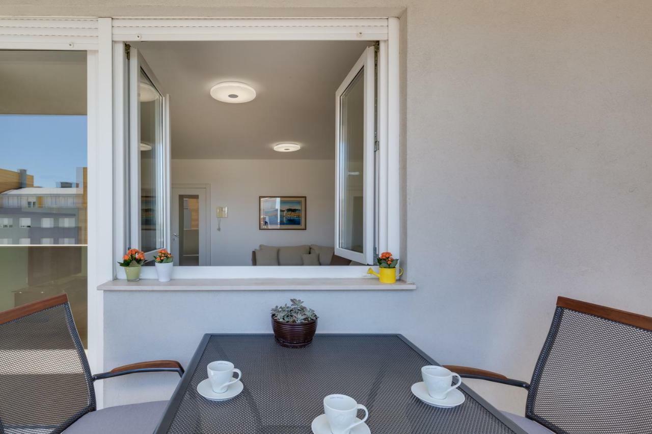 Apartment Pavic - Private Parking Zadar Buitenkant foto