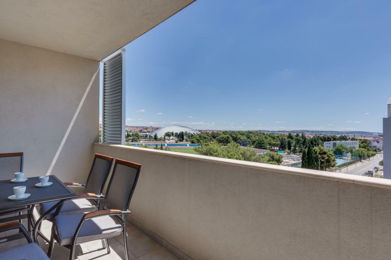 Apartment Pavic - Private Parking Zadar Buitenkant foto