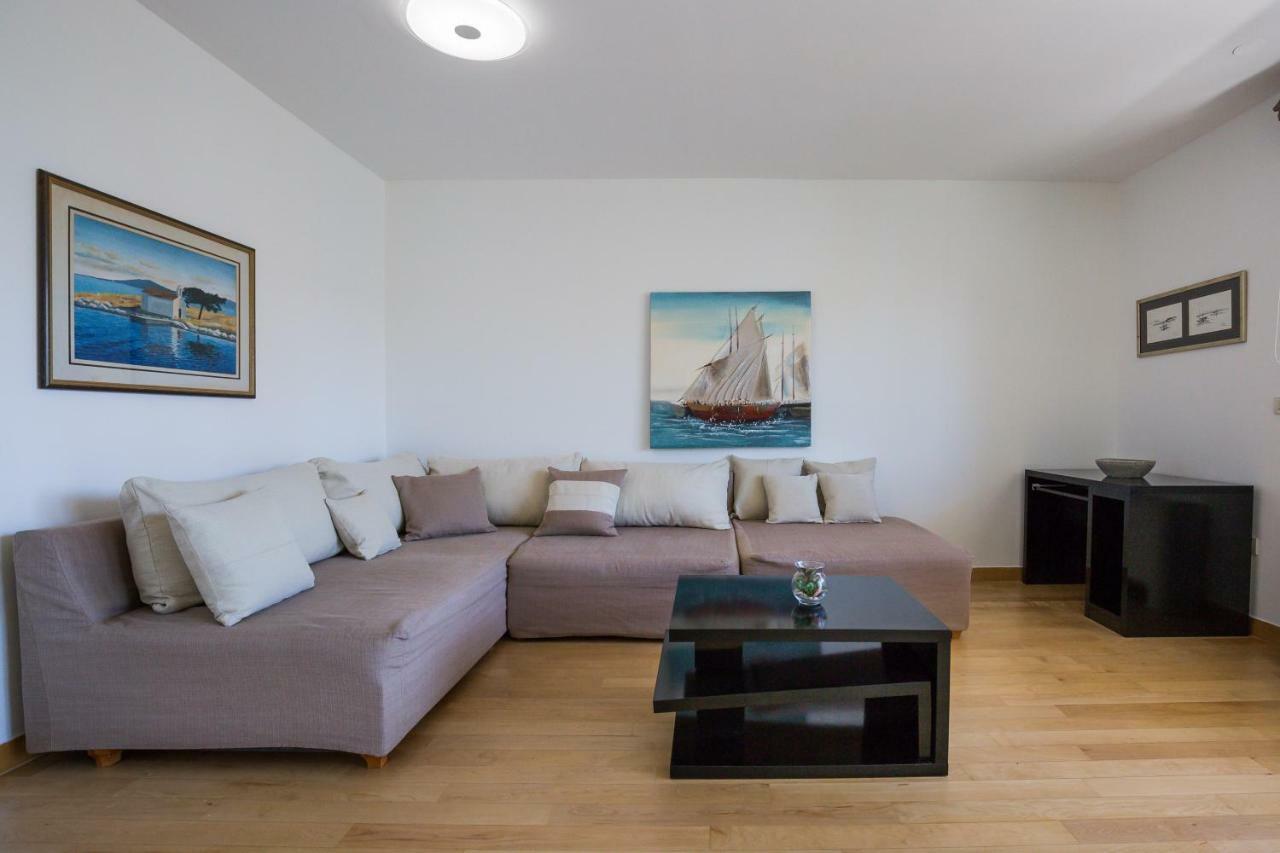 Apartment Pavic - Private Parking Zadar Buitenkant foto