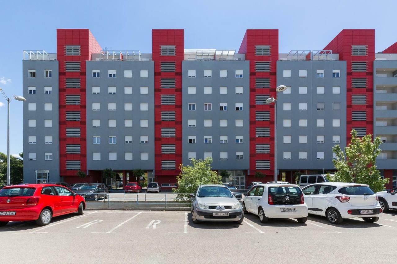 Apartment Pavic - Private Parking Zadar Buitenkant foto