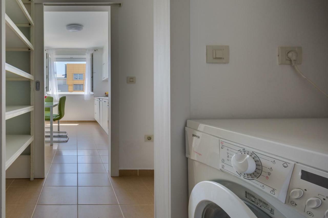 Apartment Pavic - Private Parking Zadar Buitenkant foto